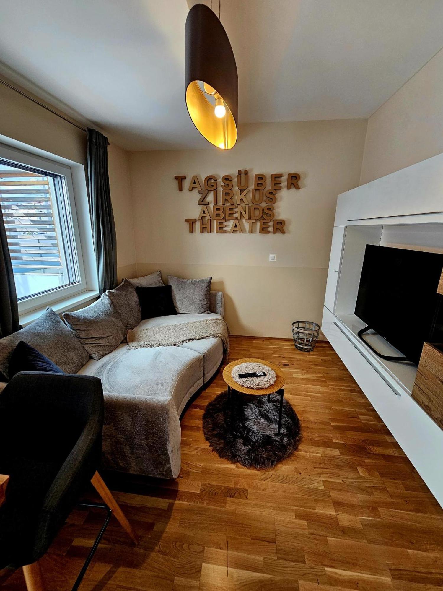 Apartment Leibnitz Im Zentrum Nahe Am Bahnhof Und Der Suedsteirischen Weinstrasse Экстерьер фото